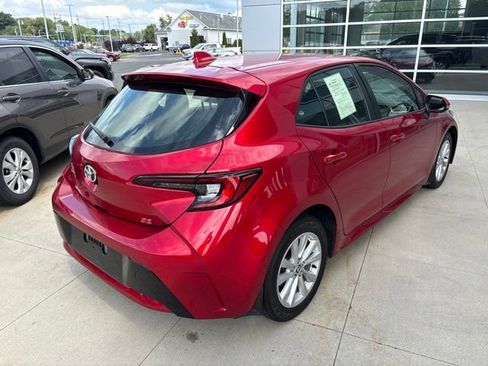 Used 2025 Toyota Corolla SE FWD image 7