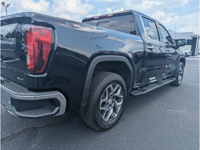 New 2026 GMC Sierra 1500 SLT w/ SLT Premium Plus Package
