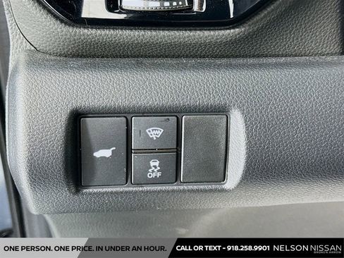 Used 2023 Honda Pilot TrailSport image 10
