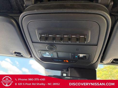 Used 2024 Ford Bronco Black Diamond AWD/4WD image 32