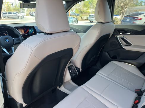 Used 2025 BMW X1 xDrive28i w/ Convenience Package image 14