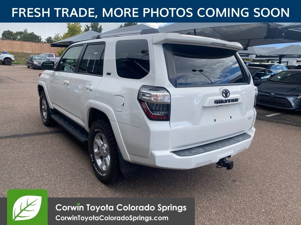 Used 2020 Toyota 4Runner SR5 AWD/4WD image 6