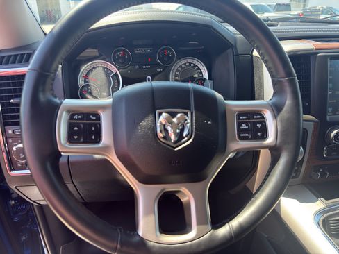 Used 2017 RAM 1500 Laramie w/ Convenience Group AWD/4WD image 17