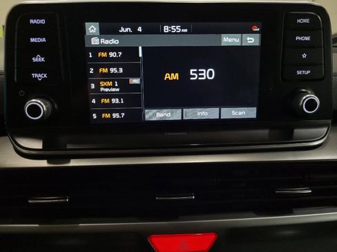Used 2020 Kia Telluride LX FWD image 25