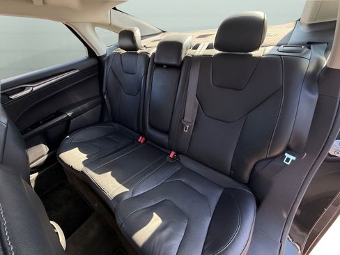 Used 2015 Ford Fusion Titanium image 16