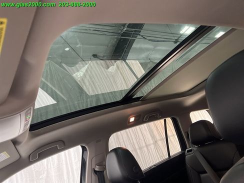 Used 2020 Volkswagen Atlas SEL AWD/4WD image 12