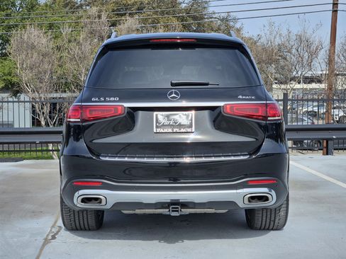 Used 2021 Mercedes-Benz GLS 580 4MATIC image 7