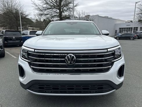 New 2026 Volkswagen Atlas SE image 8