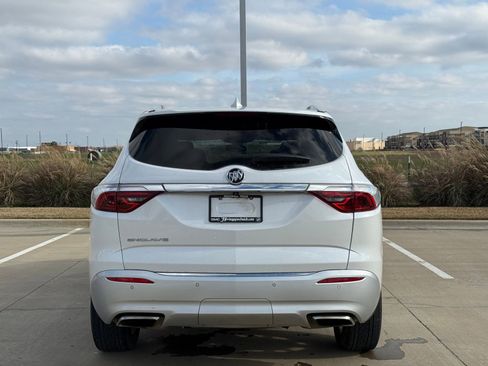 Used 2023 Buick Enclave Essence w/ Experience Buick Package image 6