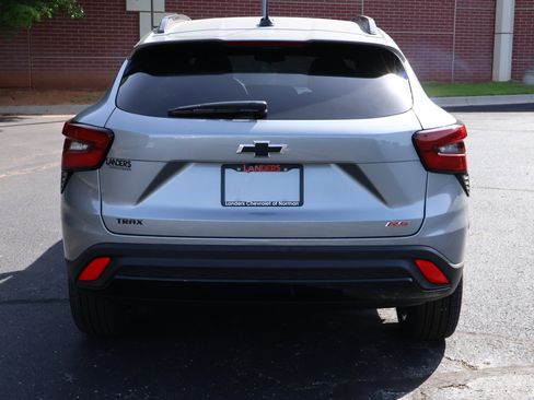 New 2026 Chevrolet Trax RS w/ Driver Confidence Package FWD image 24