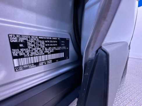 Used 2024 Toyota RAV4 XLE Premium FWD image 44