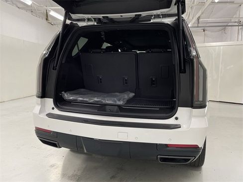 New 2025 Cadillac Escalade Sport w/ Touring Package image 27