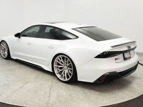 Used 2021 Audi RS 7 Sportback w/ Carbon Optic Package AWD/4WD image 3