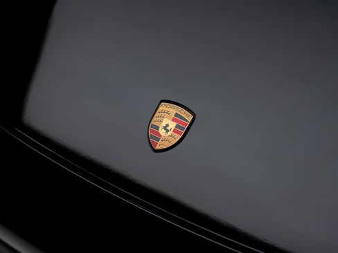 Used 2022 Porsche 911 Turbo S image 13