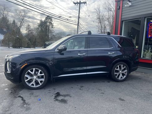 Used 2022 Hyundai Palisade Limited image 4