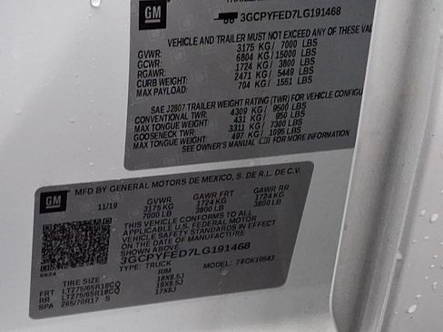 Used 2020 Chevrolet Silverado 1500 LT Trail Boss image 27