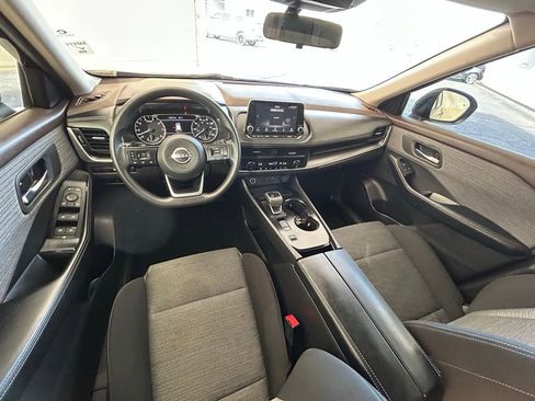 Used 2023 Nissan Rogue SV image 27