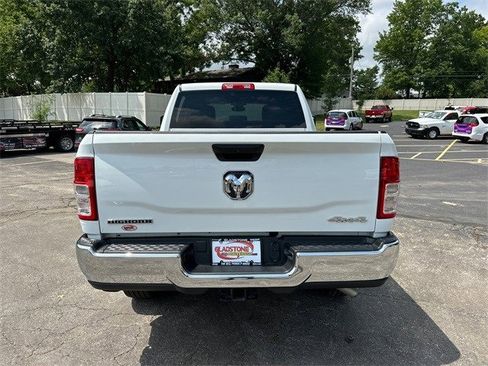 Used 2024 RAM 2500 Big Horn w/ Bed Utility Group image 7