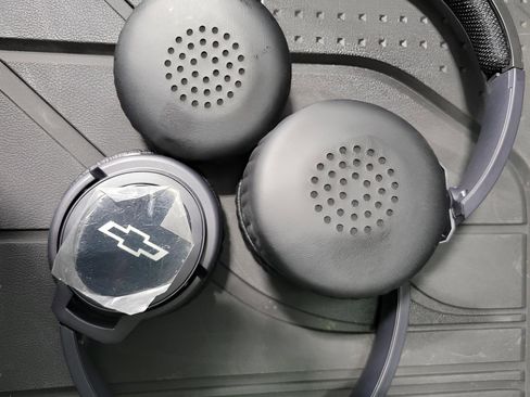 Used 2025 Chevrolet Suburban Premier image 23