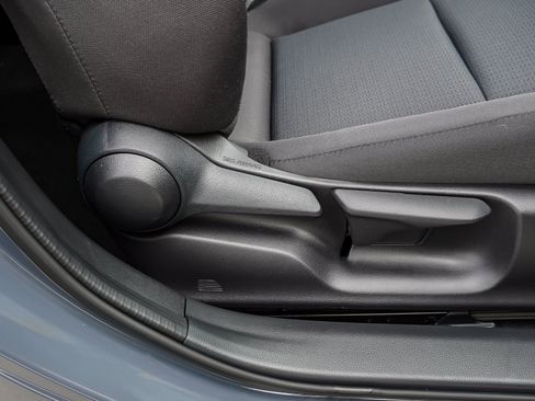 Certified 2025 Toyota Prius LE AWD/4WD image 25