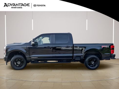 Used 2024 Ford F250 XL w/ STX Appearance Package AWD/4WD image 5