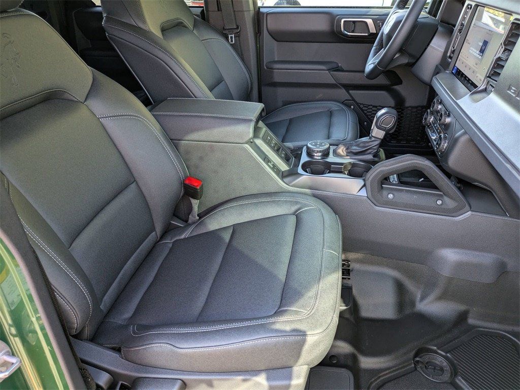 New 2025 Ford Bronco Badlands w/ Sasquatch Package AWD/4WD image 45