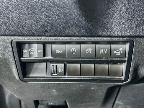 Used 2023 Toyota Tundra SR5 w/ SR5 Convenience Package RWD image 17