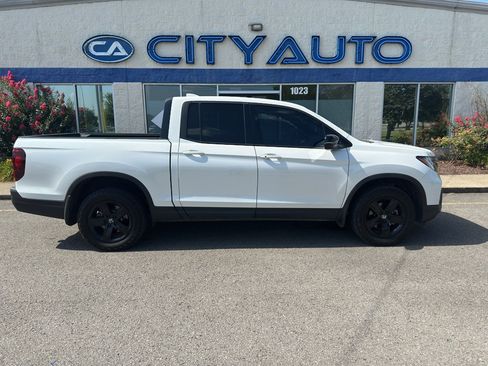 Used 2022 Honda Ridgeline Black Edition image 3