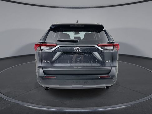 Used 2025 Toyota RAV4 XLE Premium FWD image 7