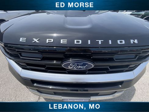 Used 2025 Ford Expedition Max Platinum AWD/4WD image 32