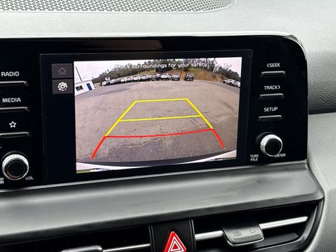 Used 2024 Kia Seltos LX image 20