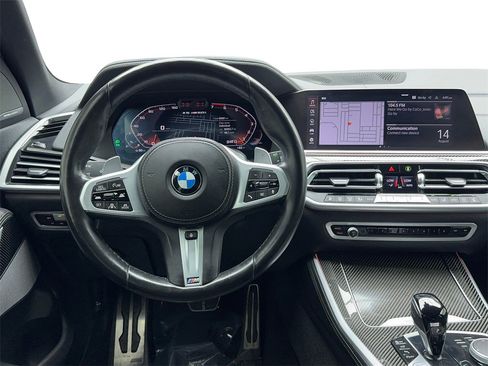 Used 2022 BMW X5 M50i image 17