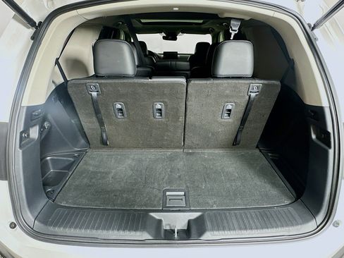 Used 2024 Honda Pilot Touring image 31