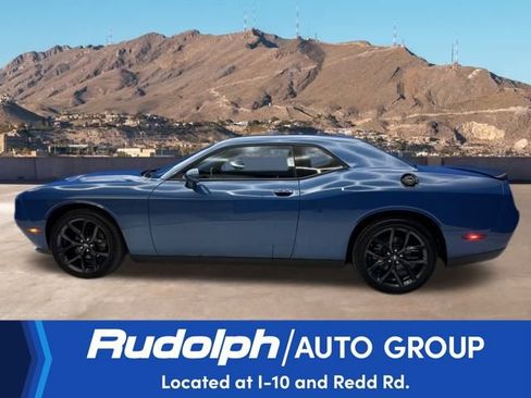 Used 2022 Dodge Challenger SXT w/ Blacktop Package image 2
