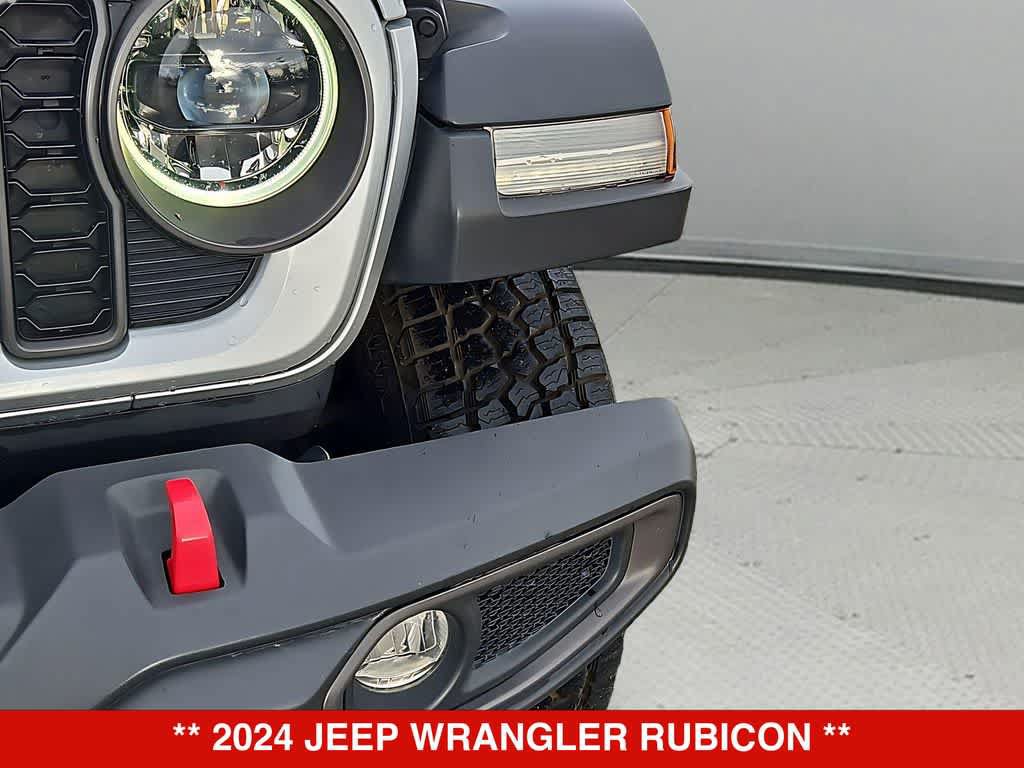 Used 2024 Jeep Wrangler Unlimited Rubicon AWD/4WD image 12