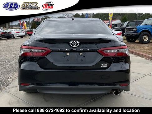 Used 2023 Toyota Camry XLE image 6