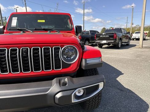 New 2026 Jeep Wrangler Sahara image 9