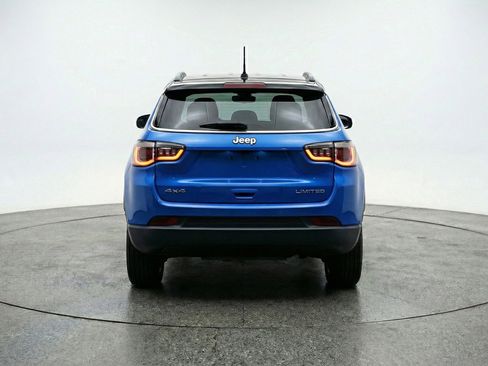 Used 2025 Jeep Compass Limited AWD/4WD image 6