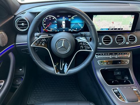 Used 2022 Mercedes-Benz E 350 Sedan image 13