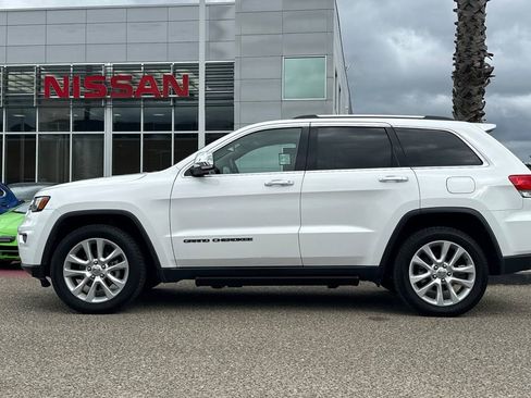 Used 2017 Jeep Grand Cherokee Limited w/ Luxury Group II image 7