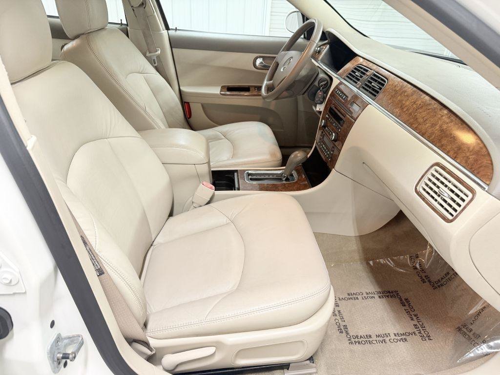 Used 2006 Buick LaCrosse CXL w/ Chrome Appearance Package FWD image 27