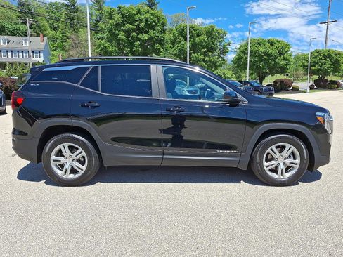 Certified 2023 GMC Terrain SLE w/ Driver Convenience Package FWD image 26