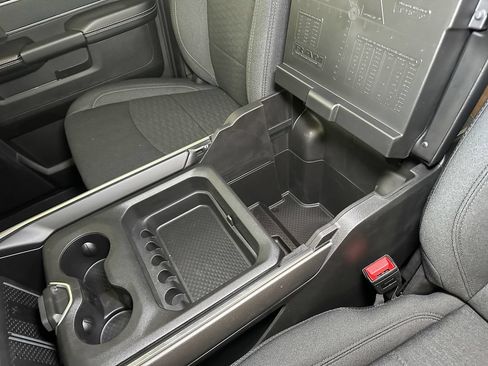 New 2026 RAM 2500 Big Horn AWD/4WD image 23