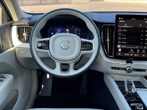 New 2026 Volvo XC60 T8 Ultra w/ Protection Package Premier image 15