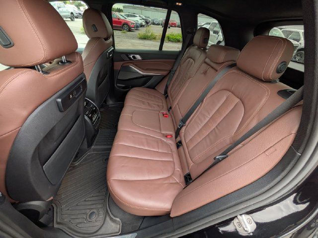 Used 2019 BMW X5 xDrive40i w/ M Sport Package AWD/4WD image 19