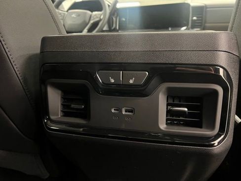 New 2026 Chevrolet Silverado 2500 ZR2 w/ LPO, Dark Essentials Package AWD/4WD image 21