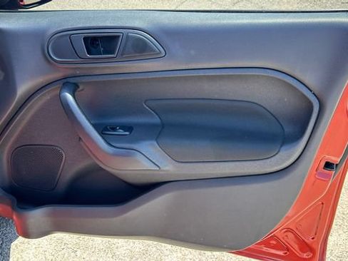 Certified 2018 Ford Fiesta SE FWD image 9