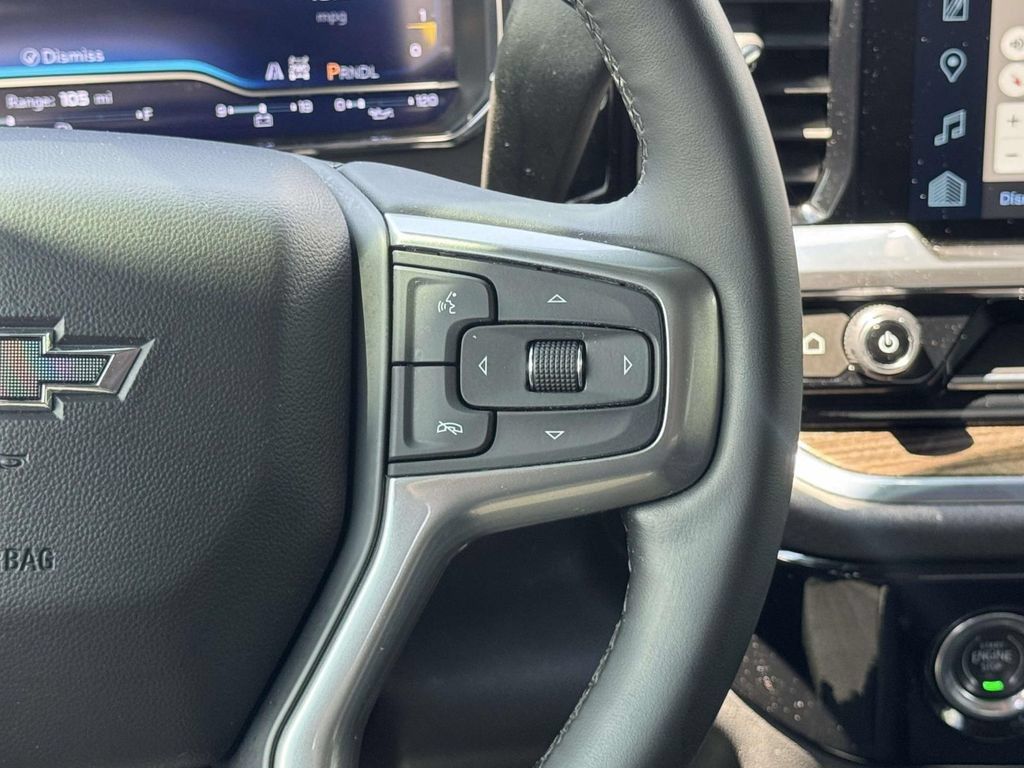 Used 2024 Chevrolet Silverado 1500 RST AWD/4WD image 22