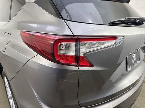 Used 2024 Acura RDX SH-AWD image 31