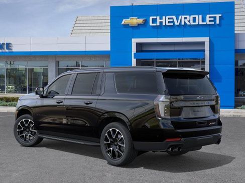 New 2026 Chevrolet Suburban RST RWD image 3